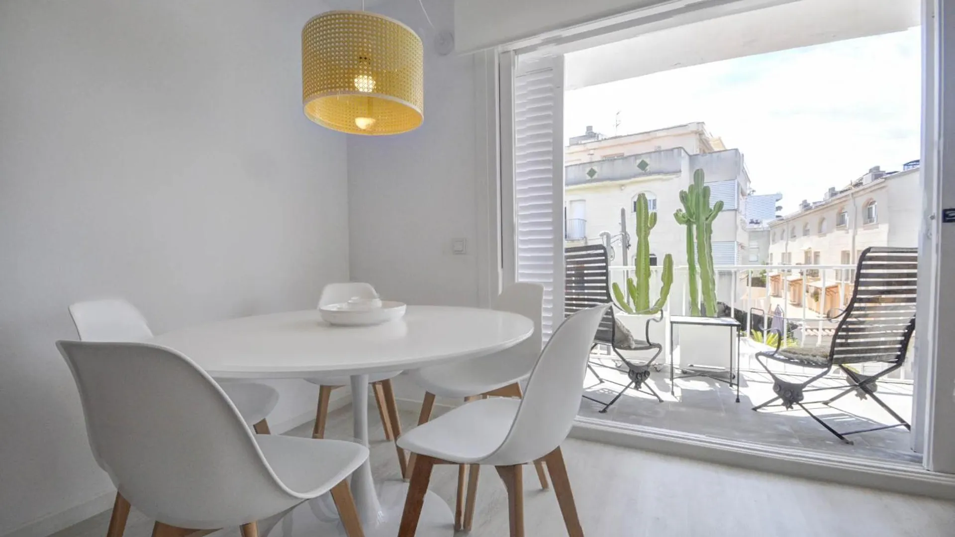 The Luxor Apartment By Hello Homes 锡切斯 0*,  西班牙